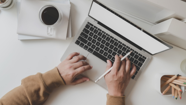 thiết lập các mẫu email trên Outlook
